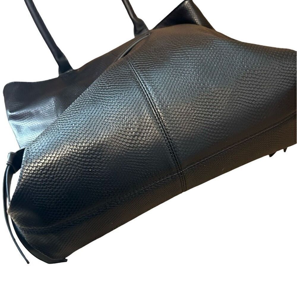 BCBGeneration Bella Tote - Picture 4 of 5